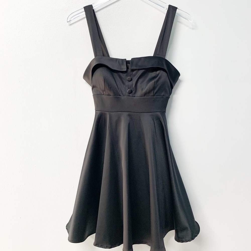 Forever 21 Cocktail Mini Dress Size M NWT